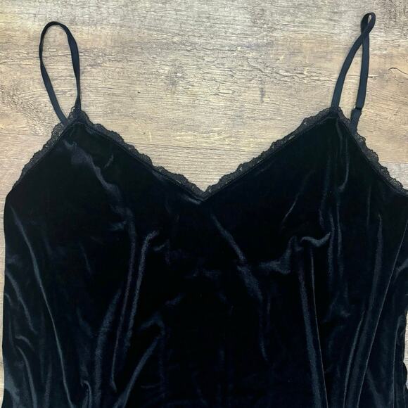 Victorias Secret Black Velvet Slip Dress - Picture 4 of 7